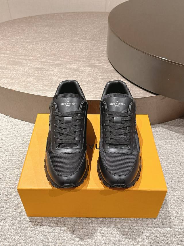 Top-Tier Version: Embossed Men's Lv Louis Vuitton L-Brand Donkey Run Away Series