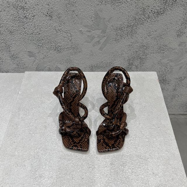 Factory Price Top-Tier Premium Version, Authentic Development Bottega Venetass N