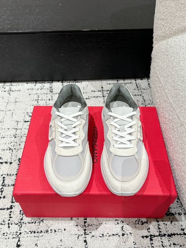 Men's Top Version Ferragamo 25 Latest Gancini Series Thick Sole Casual Sneakers