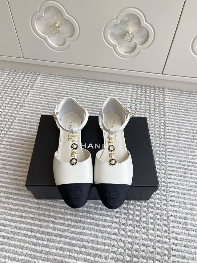 Chanel 25 Spring/Summer New Arrival, Classic Counter Style, Chanel Double C Came