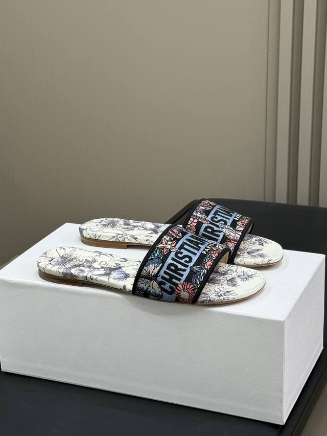 Top-Quality Dior Ss25 New Arrival~ Cd 25 Spring/Summer Flip-Flops New Arrival Th