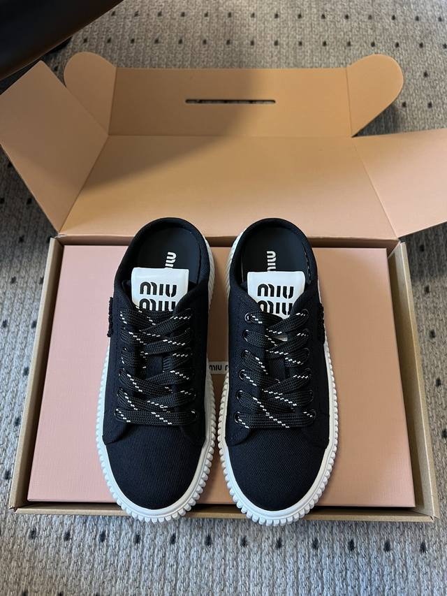 Top-Tier Miumi* Miu Miu Platform Thick-Soled Casual White Canvas Shoes With A Ha