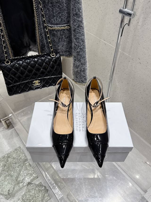 Top-Tier Edition Maison Margiela | Mm6 Cat-Heel Sexy Pointed-Toe New Arrival! Is