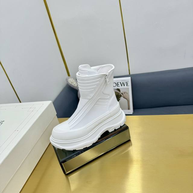 Latest Popular Couple Style Alexander Mcqueen 24Ss Fall/Winter New Flexion Serie