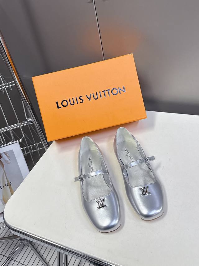 Louis Vuitton Louis Vuitton Spring/Summer Mary Jane Fashion Flat Shoes The Most