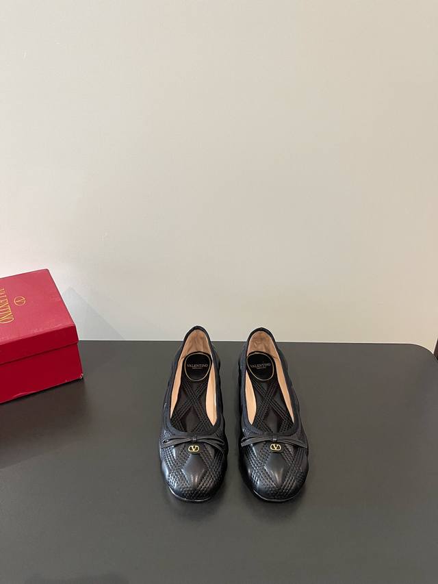 Valentino Valentino Latest Stitching Craftsmanship Ballet Bow Single Shoes Origi