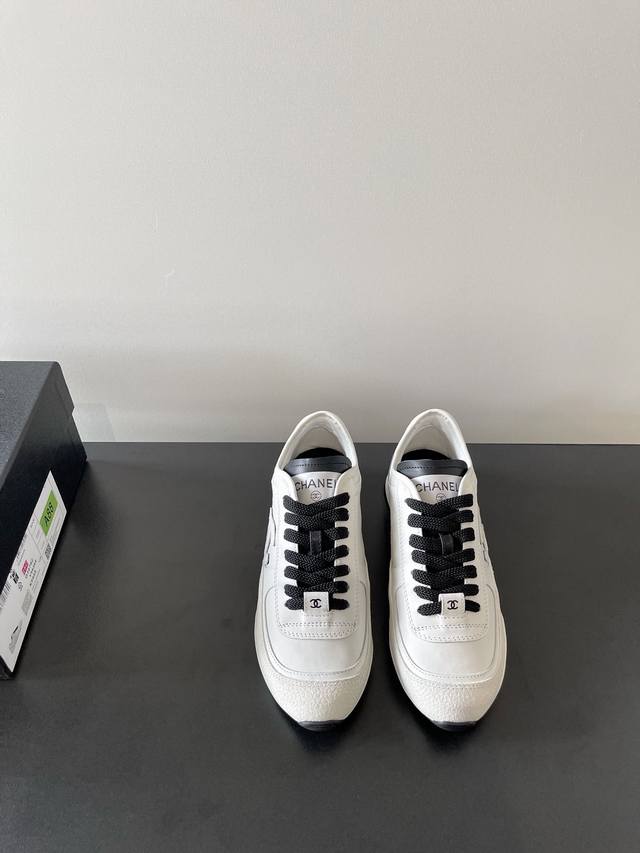 Chanel's Latest Golf Training Diamond-Patterned Lace-Up Sports Shoes In New Colo