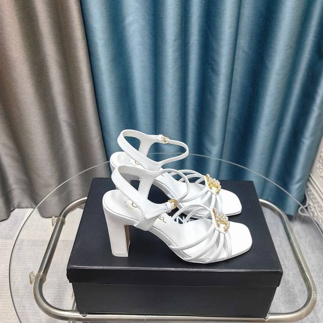 24P Early Autumn's Hottest Cool Sandals The Boutique Is Practically Sold Out, An