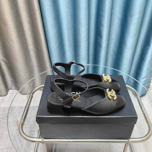 25P The Hottest Sandals Of The Season! The Boutique Is Absolutely Sold Out, And