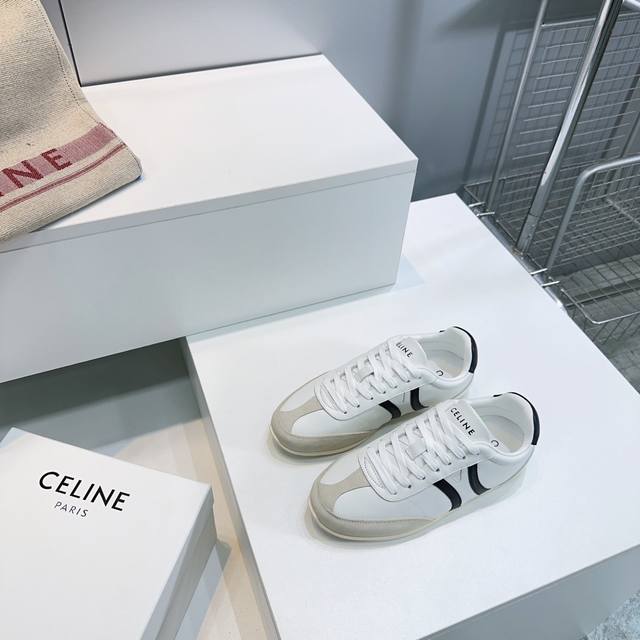 High-Quality Flat Shoes For Women! Men! Top-Quality Couple's Edition Celine 2025