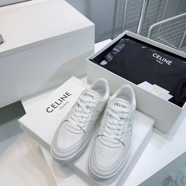 High-Quality Flat Shoes For Women! Men! Top-Quality Couple's Style Celine 2025 S