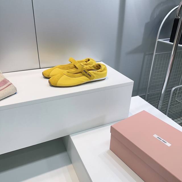 High-Quality Factory-Direct!Top-Quality Miu Miu 25 Spring/Summer New Arrival Sin