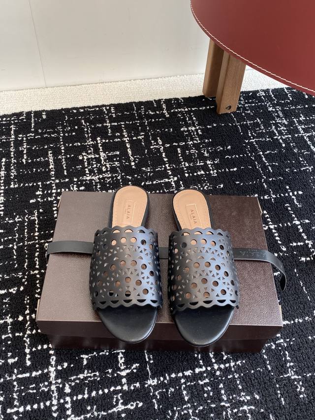 Premium Resale Alaia Alaia Niche Fashion Brand 25Ss Spring/Summer New Arrival Pe