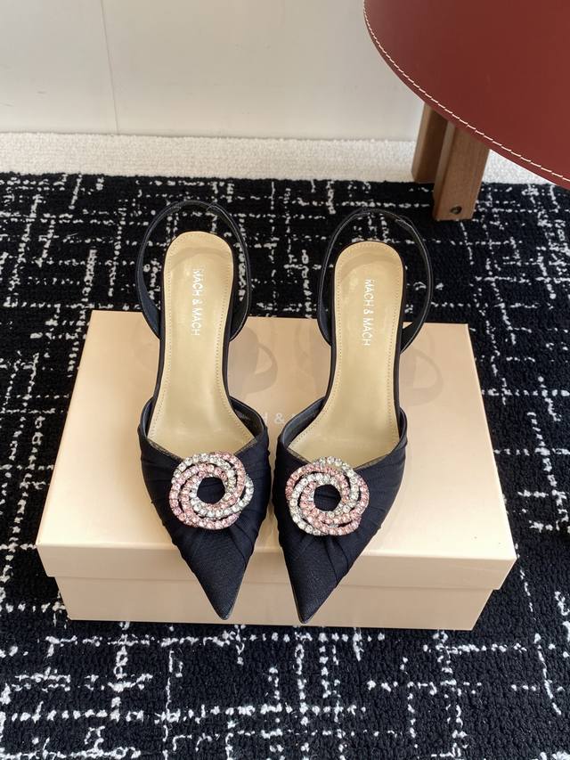 Premium-Grade , A Niche Brand Mach&Mach, Stunning Crystal-Embellished High-Heel