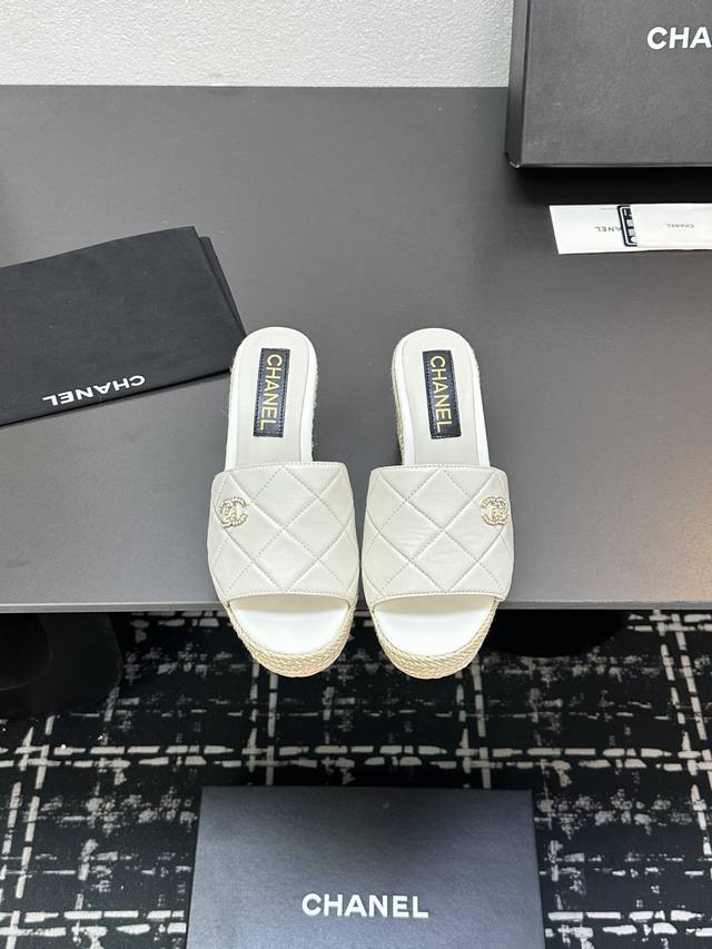 2025 A Versatile Series Worn By Numerous Celebrities And Influencers, Trending O