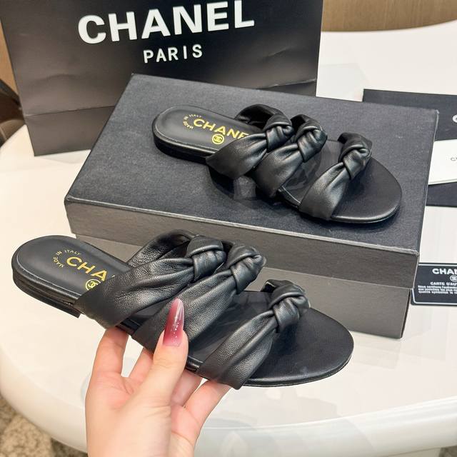 Factory Price P Chanel 25C Early Spring Mary Jane Slippers Series This Season's