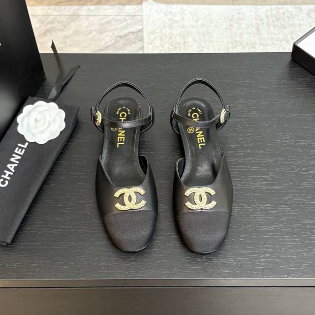 Chane* | Chanel 25P Spring/Summer New Arrival Double C Chunky Heel Sandals Cute