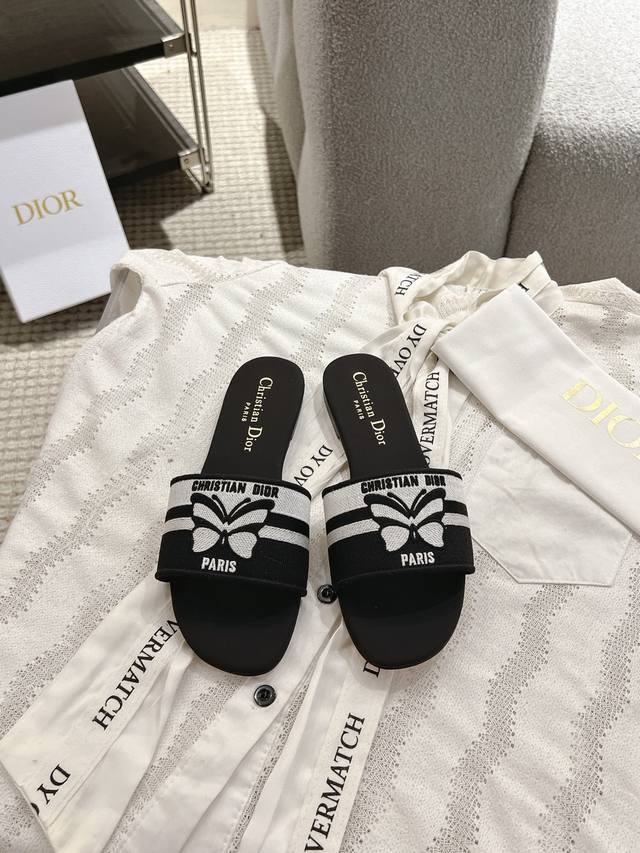 Flat D*Or 2025 Spring/Summer New Color Cd Dior Women's Vintage Embroidered Leath