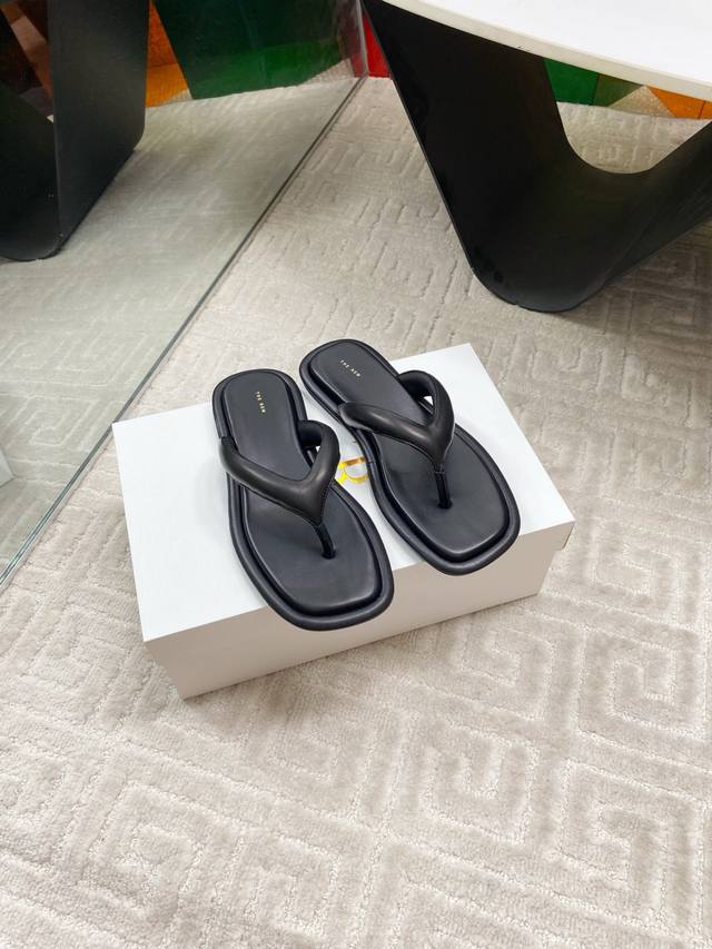 Factory-Direct The Row 25Ss Flat Sandals, Thong Sandals. These Sandals Will Amaz