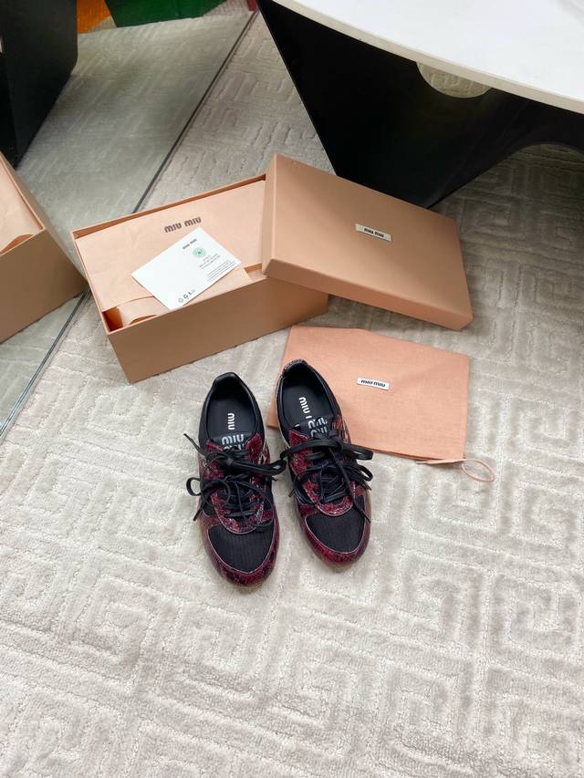 Factory-Made Miu Mi*2025 New Sports Shoes With A Low-Key And Simple Design, Offe