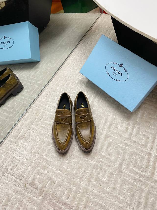 Factory Price P Prada 25 Latest Pointed-Toe Loafers Fashion And Quality Intertwi