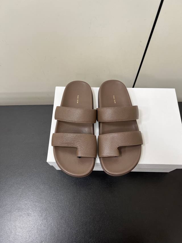 The Row 25Ss Spring/Summer New Arrival Simple Flat-Soled Thong Sandals! Therow's