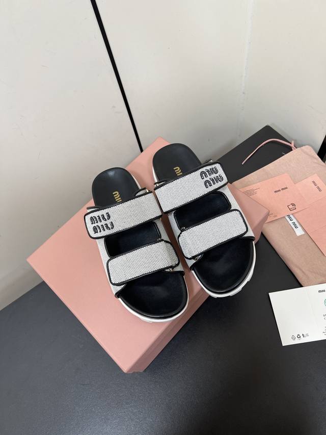 Miu Miu Miu Miu 25S Spring/Summer New Arrival Magic Strap Beach Slippers