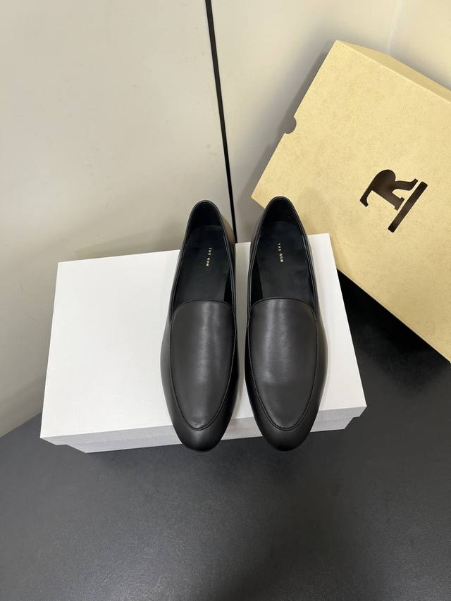 Therow French Retro Round-Toe Minimalist Versatile Flat Loafers This Is Truly Th