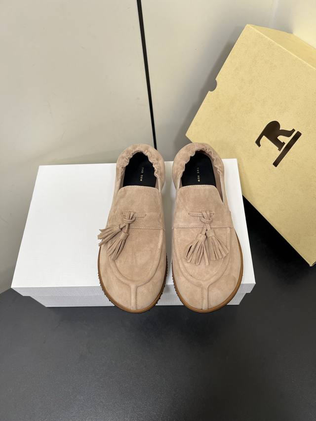 The Row New Arrival Neutral Retro Simple Loafer With Fringe! The Square-Toe Desi