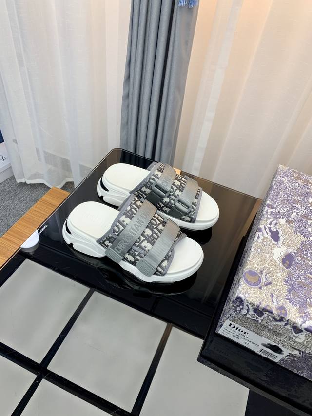 Authentic Dior Dior Platform Thick-Soled Slippers, Always Fashionable And Trendy
