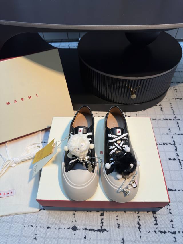 Mani Big Head Doll Bear Thick Sole Shoes Universe-Unbeatable Versatile White Sne