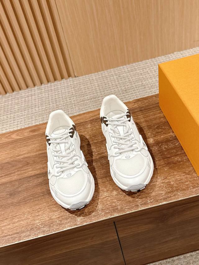 Men's +10 #Louis Vuitton New Couple's Casual Sneakers Lv Now Has Its Own Silver