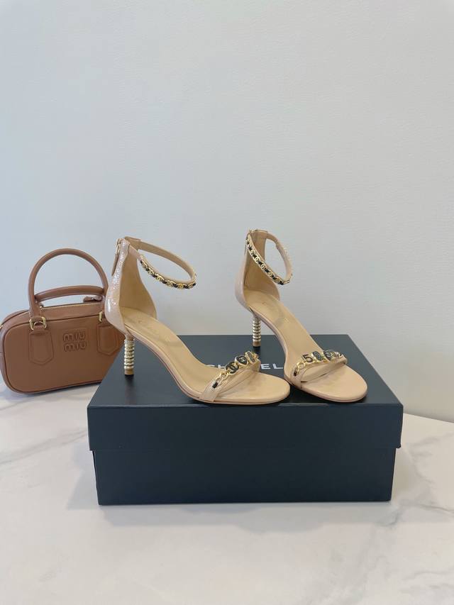 Chanel Chanel 25C New Model Princess-Style, Small Yet Elegant, The Entire Shoe U