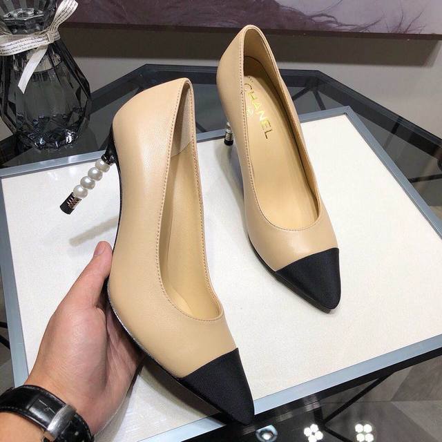 Chanel Chanel Flagship Store Bestseller Sheepskin Upper. Sheepskin Lining. Sheep