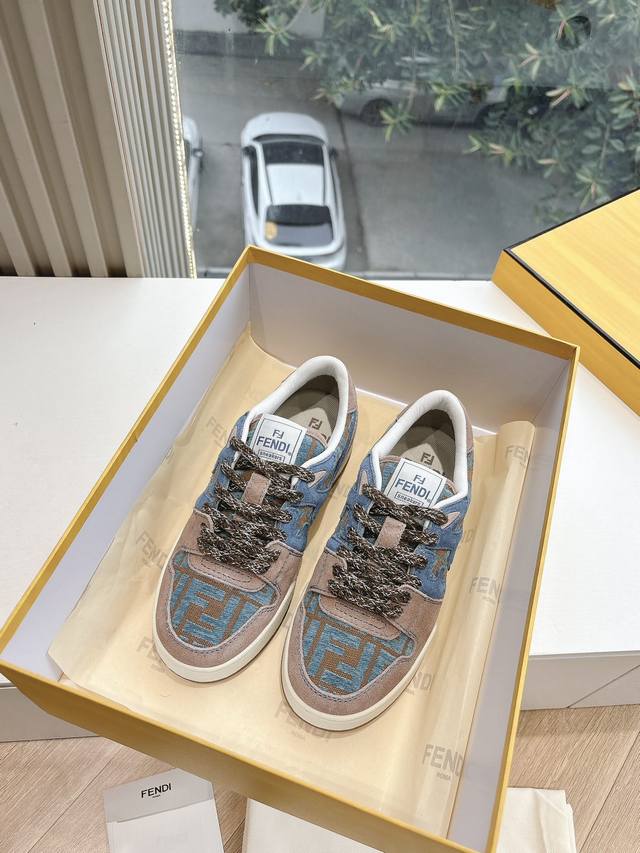 Men's 10G036 Latest Version, Couple's Edition Fendi 2025 New Color Series Casual