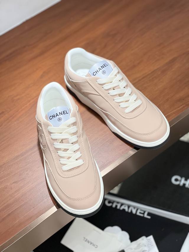 Top-Tier Skate Shoes Chane L 2025Ss New Model, Small Chanel Black And White Pand