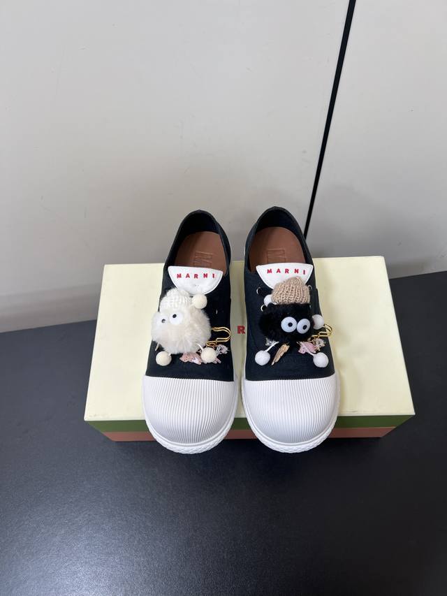 Women's And Men's Marni 25Ss New Couple's Oversized Shoes