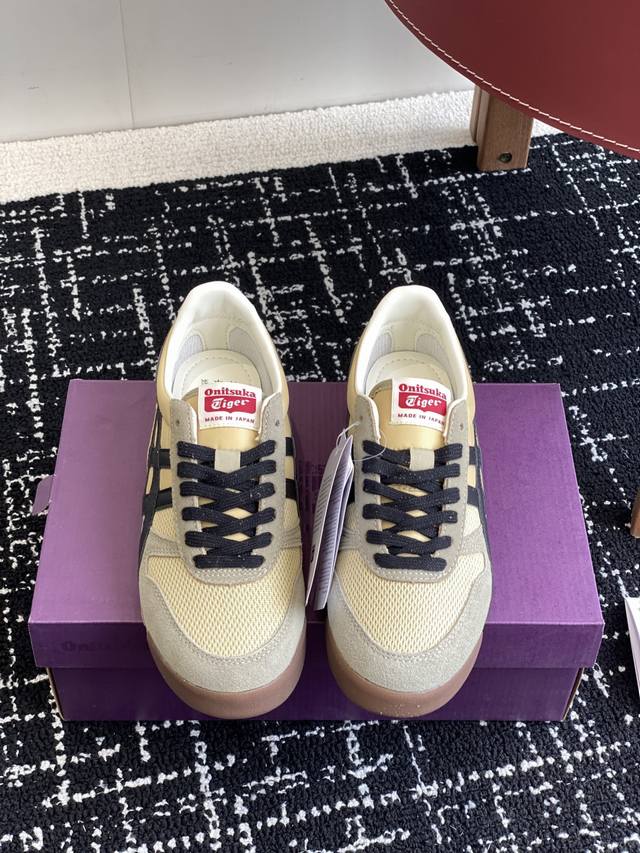 Premium Grade +20 Onitsuka Tiger Ultimate 81 Fabric Series Blending Classic Desi