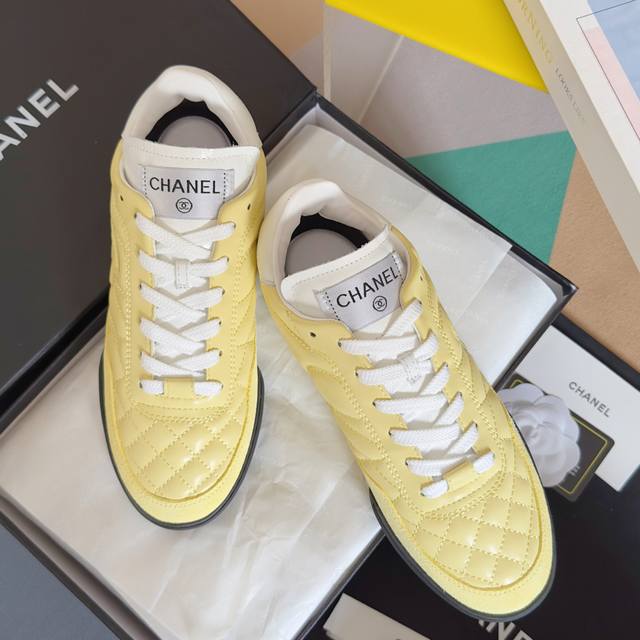 Top-Tier Version: Chanel Latest Model: Mini Chanel Diamond Pattern Lambskin Base