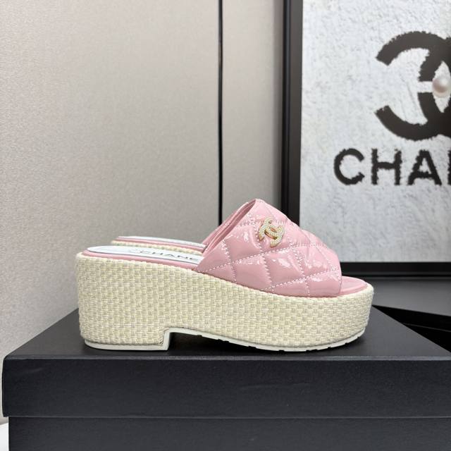 2025 Chanel's Must-Have Item For This Fall And Winter Season!! Chanel's Fall And