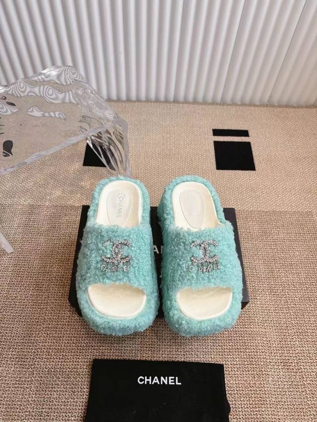 Chanel New Water Crystal Thick-Soled Strappy Sandals 2025 Summer New Water Cryst