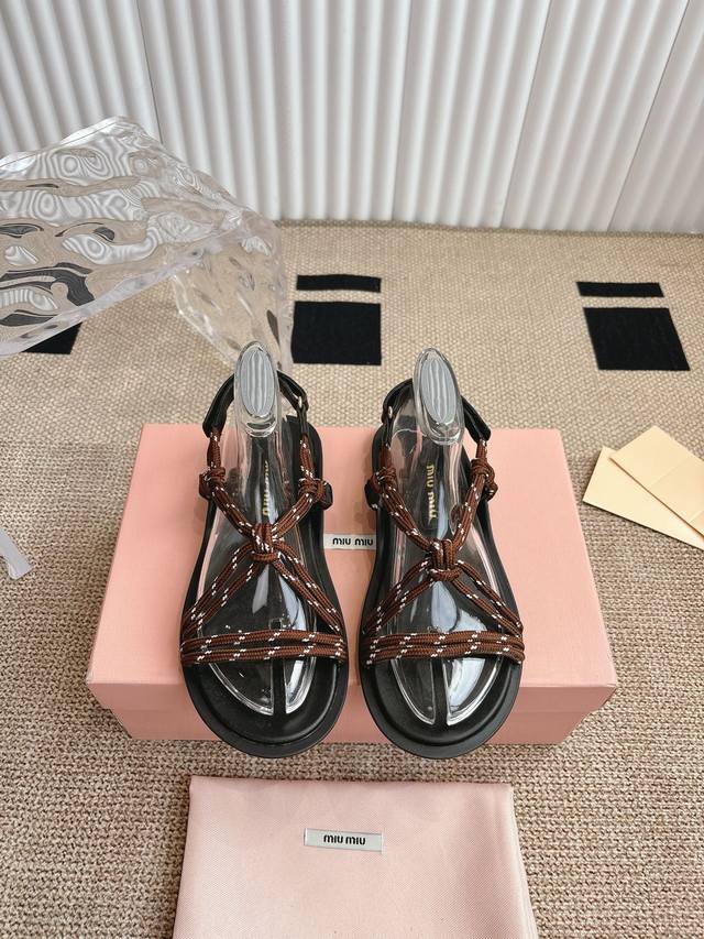 Miumiu*Miu Miu 25 Summer New Arrival, The Hottest Sandals Globally, Featured On