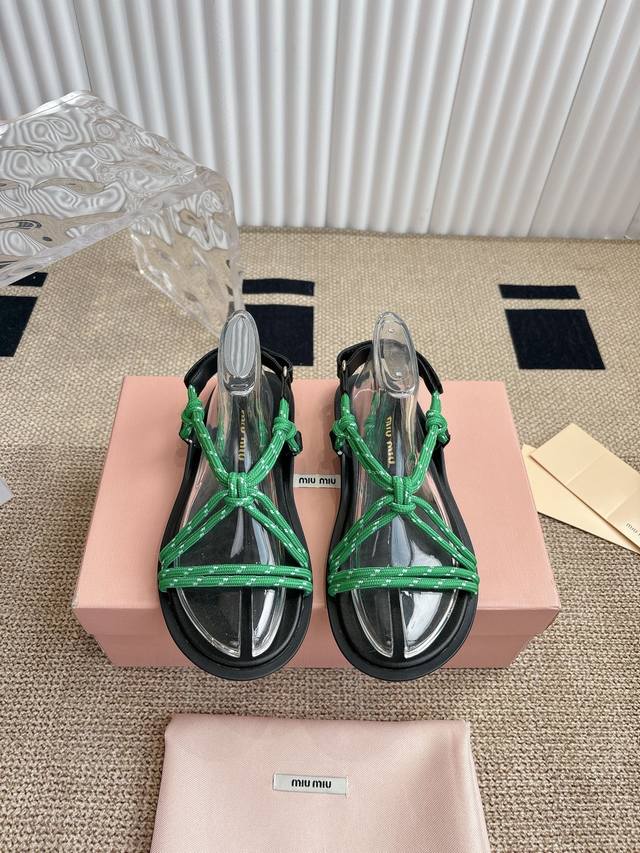 Miumiu*Miu Miu 25 Summer New Arrival, The Hottest Sandals Globally, Featured On
