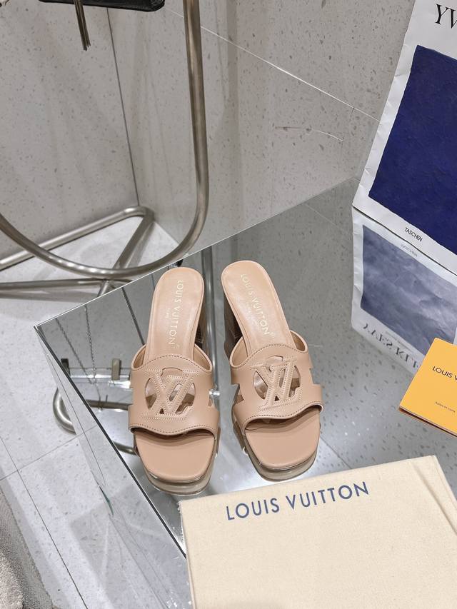 Newly Upgraded, The Perfect Last Creates The Highest Quality. This Lv Isola Flat