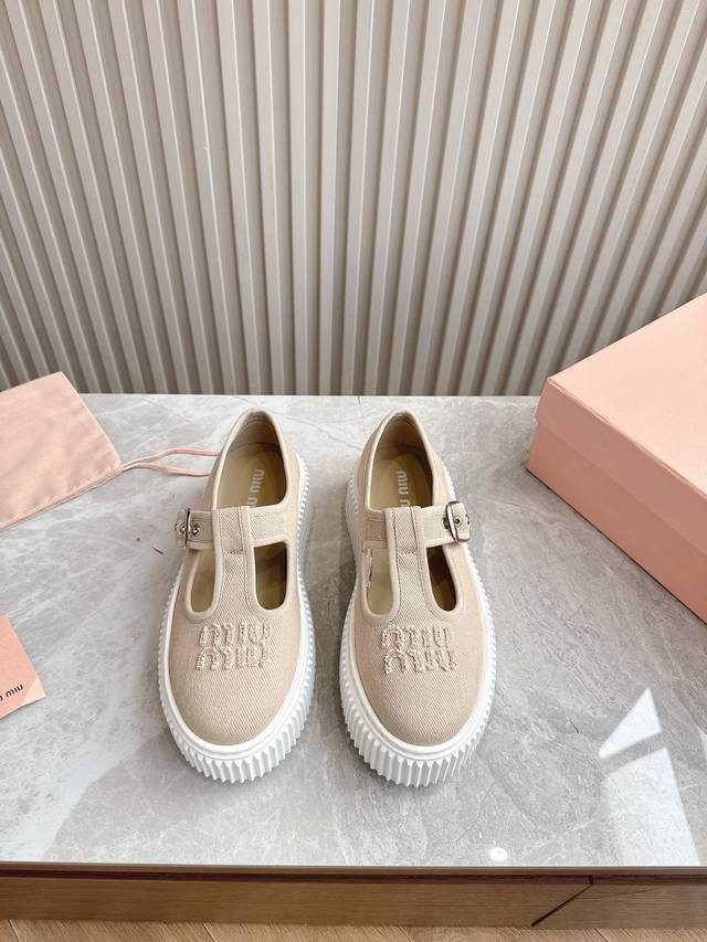 Factory-Direct Top-Tier Version Miu Miu Spring/Summer Runway-Inspired Cookie-Sty