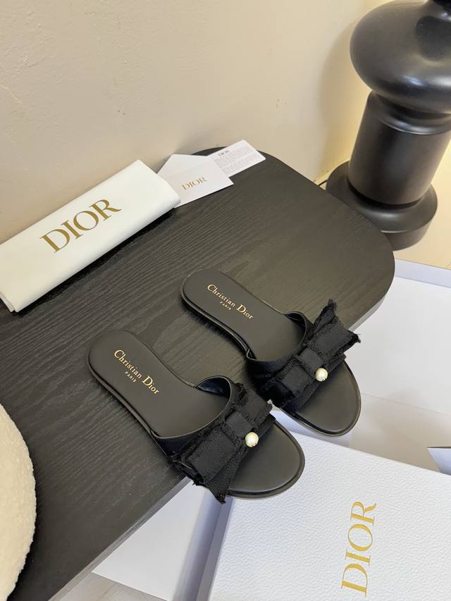 Dio* 25Ss Cd Butterfly Bow Pearl Flat Sandals The New Dior Design Recommended By