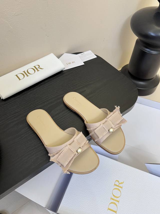 Dio* 25Ss Cd's Bow Pearl Flat Sandals The New Dior Design Recommended By Han Sux