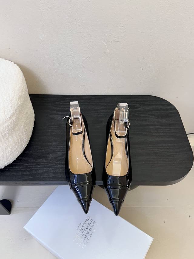 Maisom Margiela Mm6 Margiela Classic Single Shoes This Ultra-Popular Item Is A M