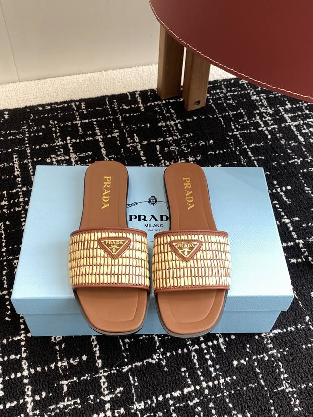 Premium-Grade Prada 25Ss New Spring/Summer Collection. Prada's Woven Slippers Fe