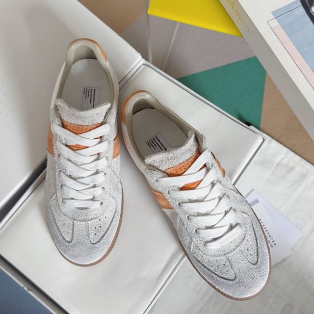 Top-Tier Version: Couple's Edition Maisonmargiela Mm6 Margiela Couple's Edition
